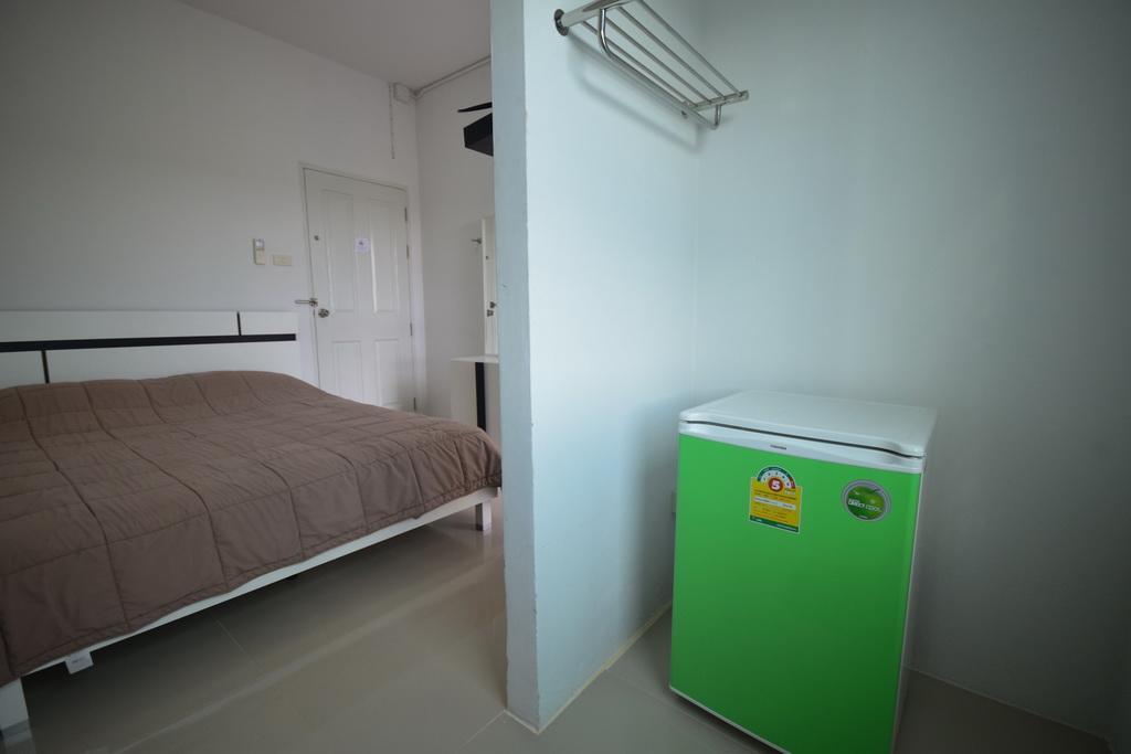 Jc Guesthouse @ Suratthani Airport Surat Thani Luaran gambar
